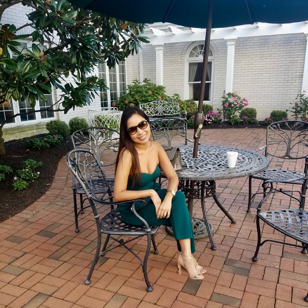 Meet your Posher, Nadia